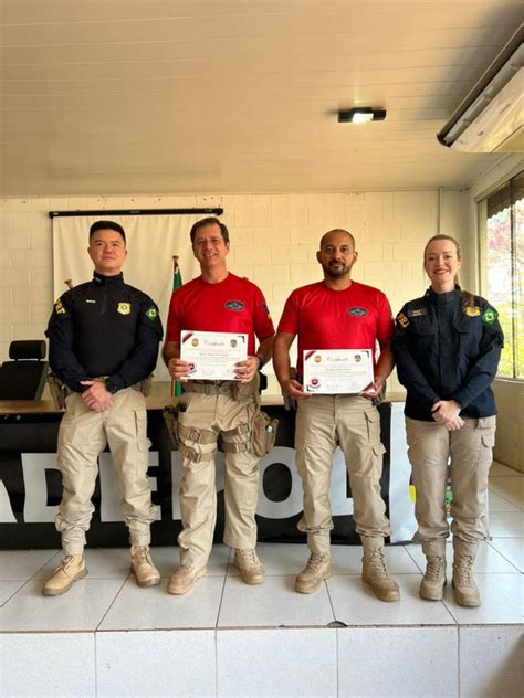 Em Rond Nia Dois Prfs Concluem Curso De Instrutor De Armamento E Tiro