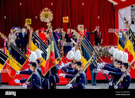 Brussel Belgien St July King Filip Queen Mathilde Prince