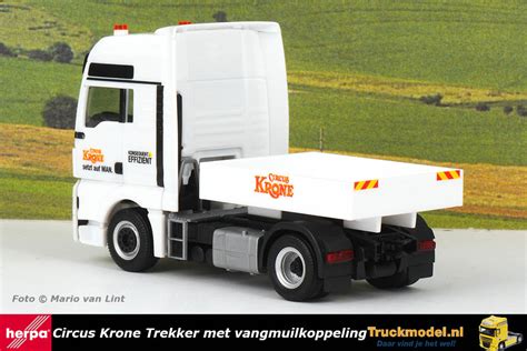 Herpa 313681 Circus Krone MAN TGX Euro 6 Trekwagen Truckmodel Nl