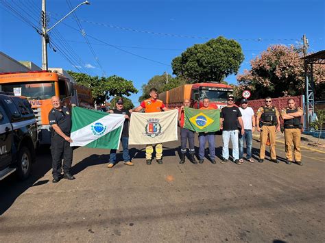 Bela Vista do Paraíso Duas Carretas de Ajuda Partem Rumo ao Rio Grande