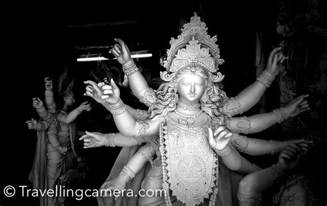 Kumartuli World S Largest Market Of Durga Puja Idols Kolkata Diaries