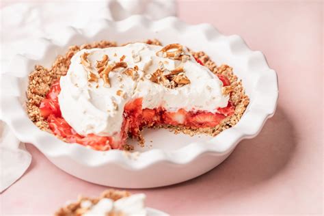 Strawberry Pretzel Pie Recipe