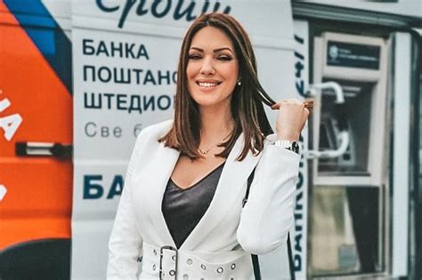 Šta radi nina radulovic? Pročitaj sada na Tračara
