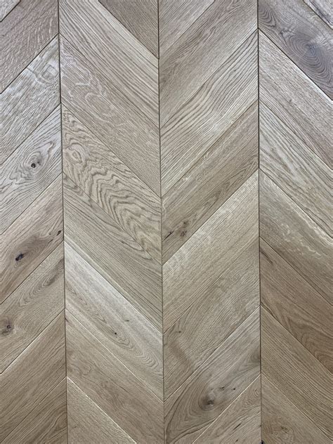 Pembroke 20 X 130 Chevron Brushed And Oiled Solid Oak Flooring