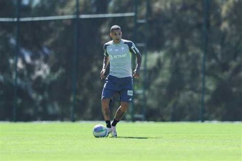 Guilherme Arana Faz Ltimo Jogo Pelo Atl Tico Mg Antes De Se Apresentar