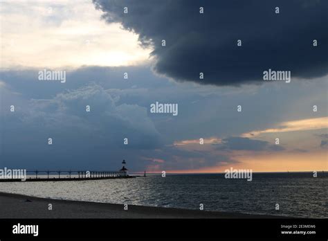 Dark Storm Cloud Looming Over Lake Michigan Stock Photo Alamy