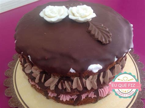 Naked Cake Recheio De Mousse De Chocolate E Mousse Morango