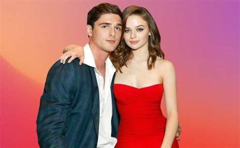 El Stand de los Besos 3 Jacob Elordi Noah en la película revela