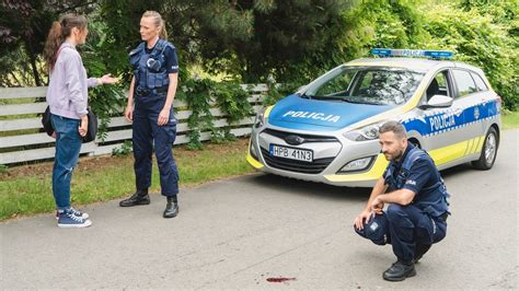 Policjantki I Policjanci Ogl Daj Na Ywo I Na Yczenie W Canal Canal