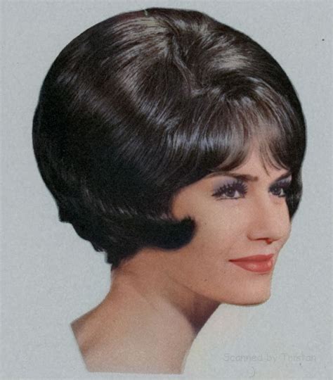 Skater Dorothy Hamill S Famous Wedge Haircut Artofit