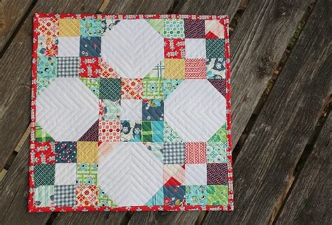 Canoe Ridge Creations: a mini quilt.