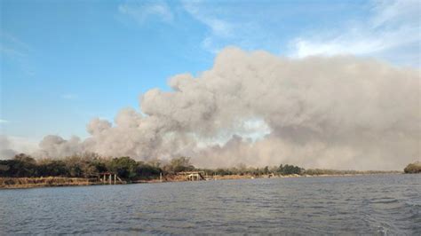 Incendios en el Delta denuncian que ya se quemaron 10 mil hectáreas