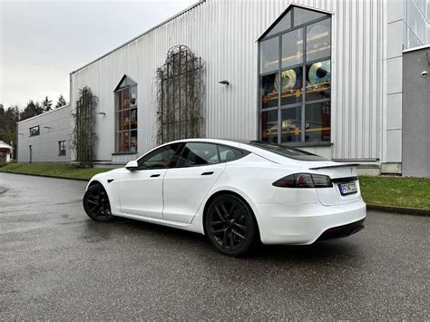 Tesla Model S Plaid Mieten Nextrent