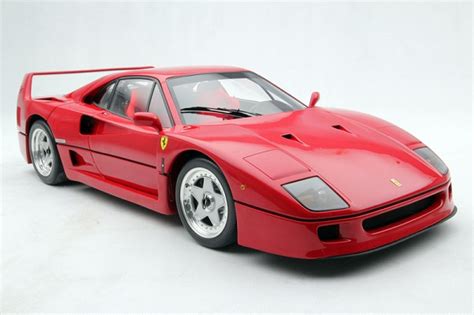 Modellino Ferrari F40 In Scala 1 8 Una Lussuosa Miniatura Motori