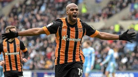 Scar Estupi N Anota En El Empate Del Hull City Y Corta Una Larga