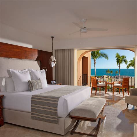 1 Boutique And Luxury Hotels In Los Cabos From Tablet Hotels A Michelin Experience