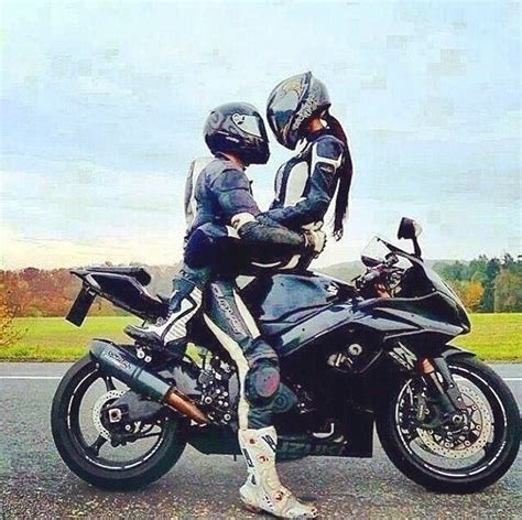 Pin By Goodboy5264 On Motorcycle Motorcycle Couple Motorcycle Biker Couple