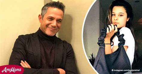 Manuela La Hija De Alejandro Sanz Que Debut Como Dise Adora De Carteras