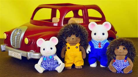 Мультики с игрушками для детей - Мышки и Ёжики Sylvanian Families - YouTube