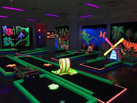 New Glow In The Dark Mini Golf Venue Opens In Lake Grove Smithtown