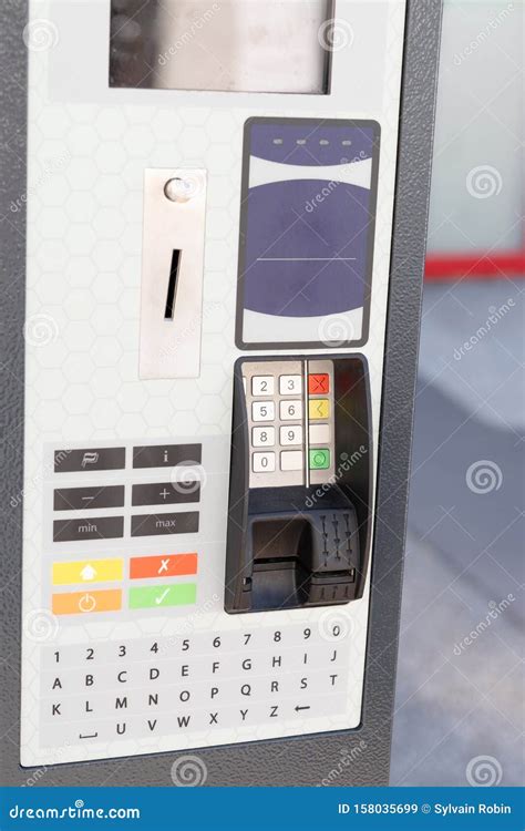 Coin Operated Ticket Machine Pay Station For Roadside Parking Ticket In