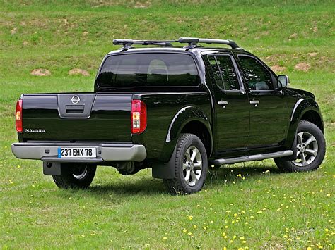 Nissan Navara Frontier Double Cab Specs And Photos 2005 2006 2007