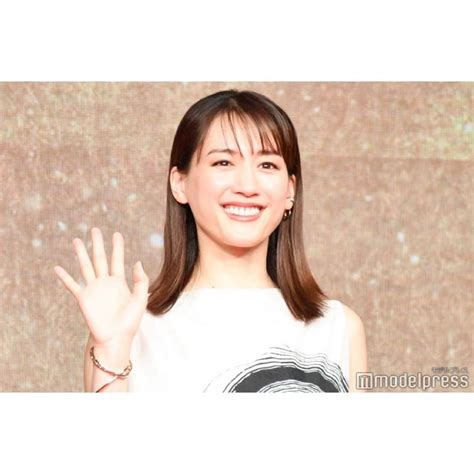 綾瀬はるかファンさんのインスタグラム写真 綾瀬はるかファンinstagram「 木村拓哉と綾瀬はるかが21日、都内で行われた映画