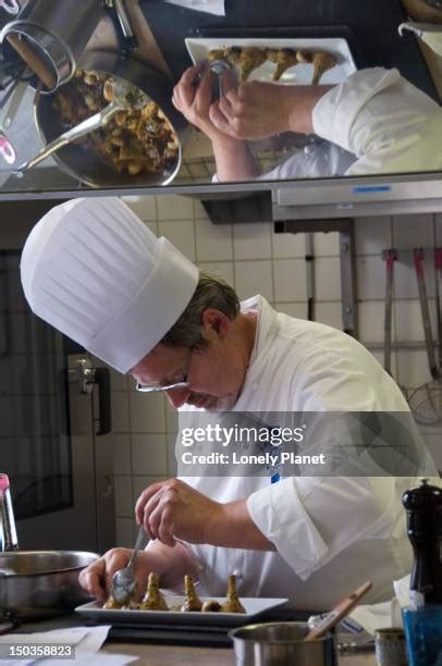 42 Cordon Bleu Cooking School Stock Photos High Res Pictures And