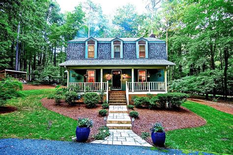 Cozy 3 Bedroom 25 Bath Home On 1 Acre Wooded Lot Updated 2019