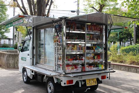 【マルエツ初の移動スーパー】横浜 四季の森フォレオ店で運行開始、市内で1日最大5か所、生鮮品・加工食品・日用品など約300品目を販売 ランチバッグ