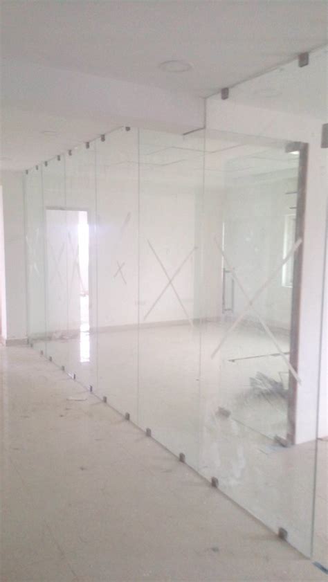 Dorma And Ozone Frameless Fixed Toughened Glass Partition For Office And Commercial Rs 385 Sq