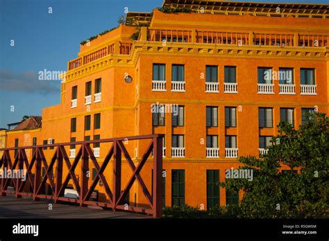 Historic building at the walled city in Cartagena de Indias Stock Photo ...