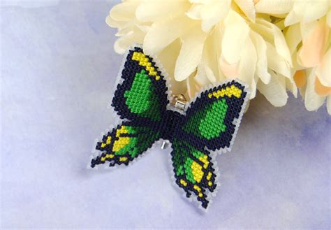 3D Plastic Canvas Poseable Cross Stitch Butterfly Tutorial Sirious