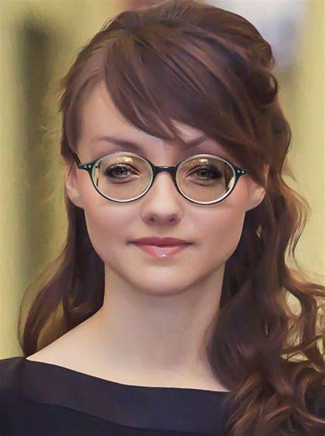 N158 By Avtaar222 On Deviantart Beauty Girl Girls With Glasses Geek