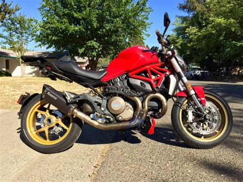 Akrapovic Exhaust Ducati Monster 1200s 821