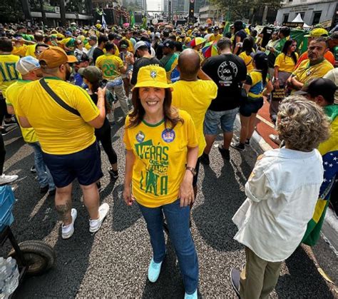 Valéria Bolsonaro Participa de ato de 7 de Setembro na Avenida Paulista