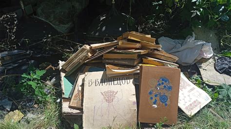 Книги та різні речі з макулатури, що викидають? @Knyg_bai #барахолка # ...
