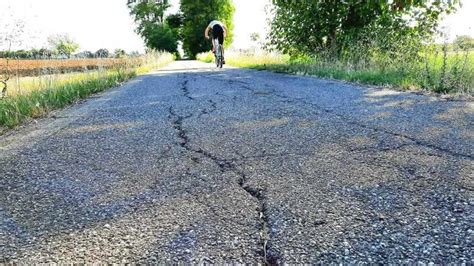 Greenway Pericoli E Asfalto Rovinato Anche A Codevilla La Provincia