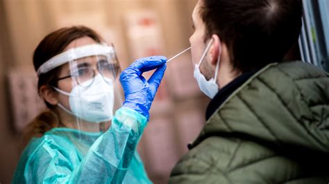 Coronavirus In Deutschland Inzidenz Steigt Weiter Tagesschau De