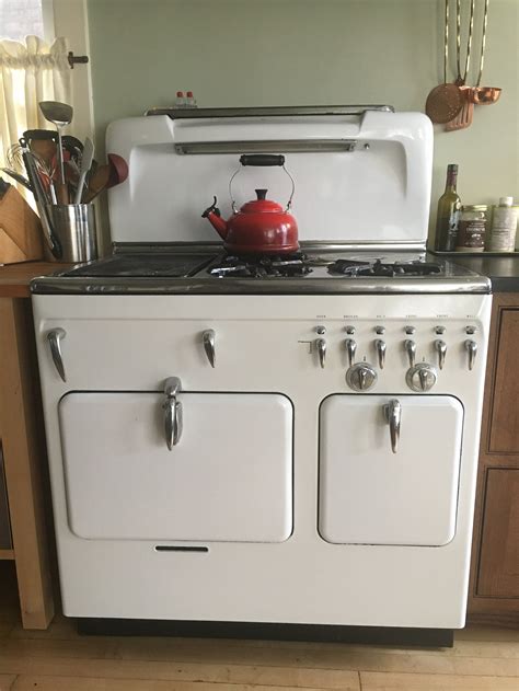 Living With A Vintage Chambers Stove Retro Stove Gas Works