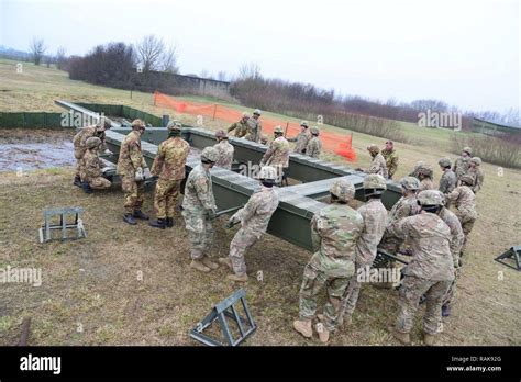 Stati Uniti Paracadutisti Dell Esercito Assegnato All Rd Brigata