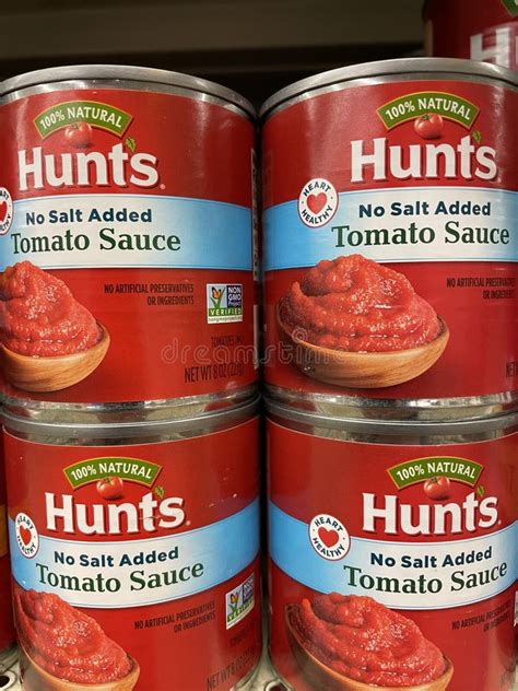 Hunts Canned Tomato Products In A Store Blue Label Editorial