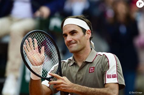 Victoire De Roger Federer Sur L Sonego Lors Des Internationaux De