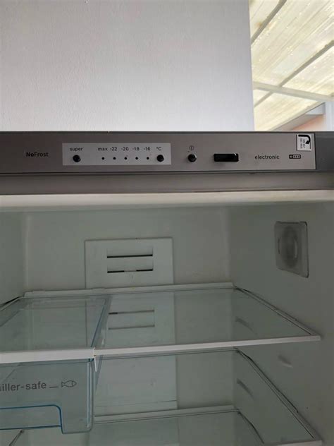 Well Maintained Bosch Refigerator L Capacity Tv Home Appliances