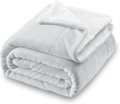 Sochow Sherpa Fleece Throw Blanket Double Sided Super Soft