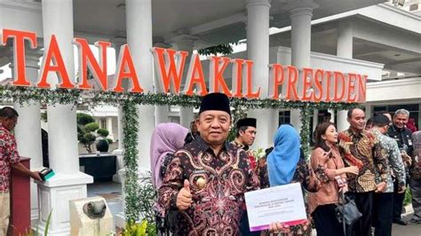 Sukses Turunkan Stunting Pemkab Seluma Terima Penghargaan Kucuran