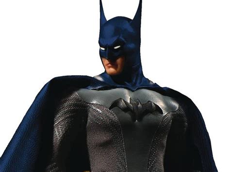 Batman Ascending Knight Blue Ver Actionfigur Mezco Previews