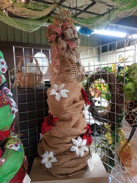 Tomato Cage Burlap Tree Burlap Christmas Tree Diy Christmas Tree