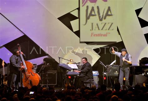 AL JARREAU GEORGE DUKE TRIO ANTARA Foto