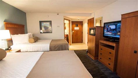 Hotels in Dayton OH | The Hotel at Dayton South | Dayton, Ohio Hotel ...